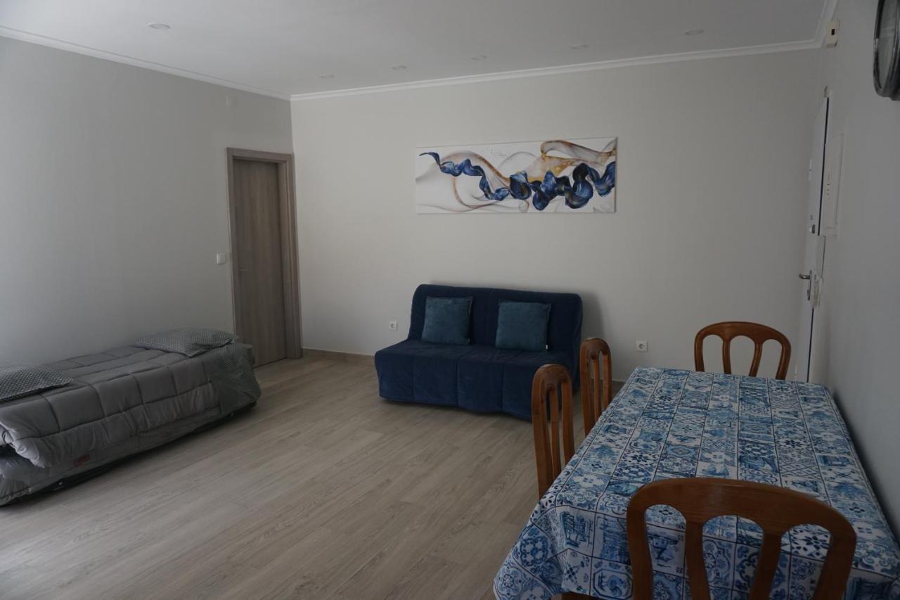 Sunny Apartment Amadora